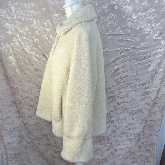 Orvis Cream Sherpa Fleece Teddy Bear Collared 3-Button Jacket Size M - Picture 4 of 9